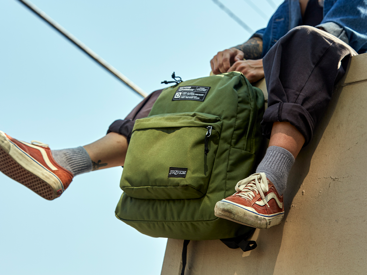 best jansport backpacks factories Good Latitude Travel Pack 30L Fully padded back panel Jansport Cool Student Flutter By