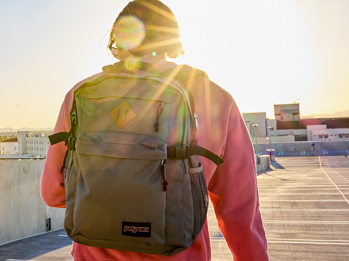 jansport right pack vs main campus Virginia Tech Backpack: Black by The future belongs to those who have the gear to get there Jansport Main Campus Black Backpack